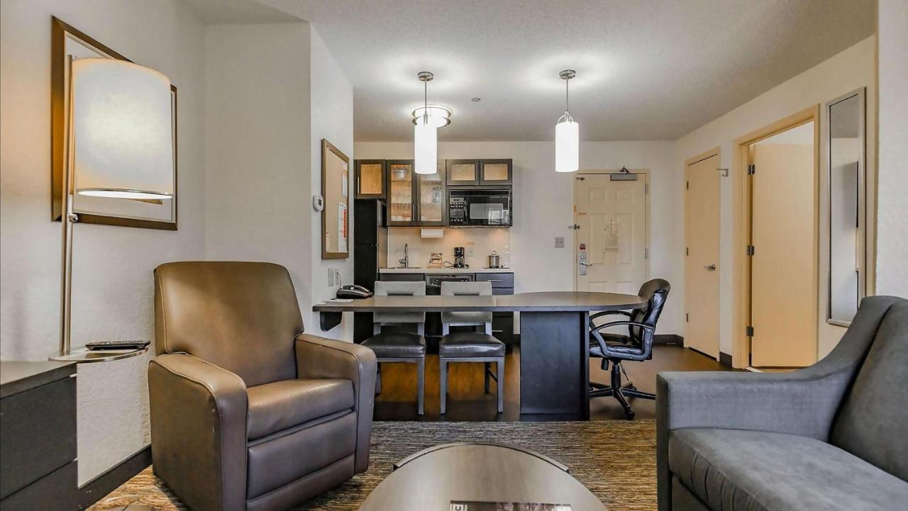 Sonesta Simply Suites Oklahoma City Airport Exteriör bild